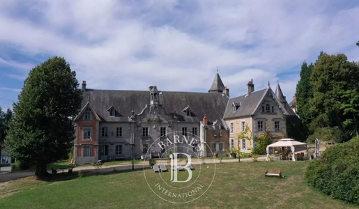 Creuse - Château XIVe et XIXe - Parc d'environ 1 hectare