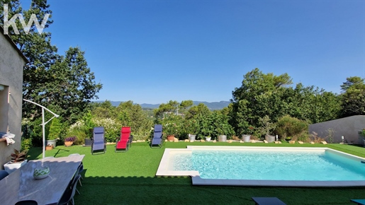 Rocbaron: Villa 4 Bedrooms, 180 m² Plot 2289 m². Garden Pool.