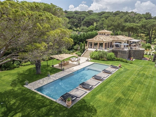 High Standing Property (470 m²) in Saint-Tropez