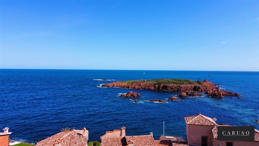 House F6 (215 m²) for sale in Saint Raphael