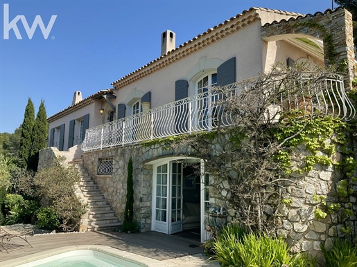 Carqueiranne: 160-sqm four-bedroom house for sale