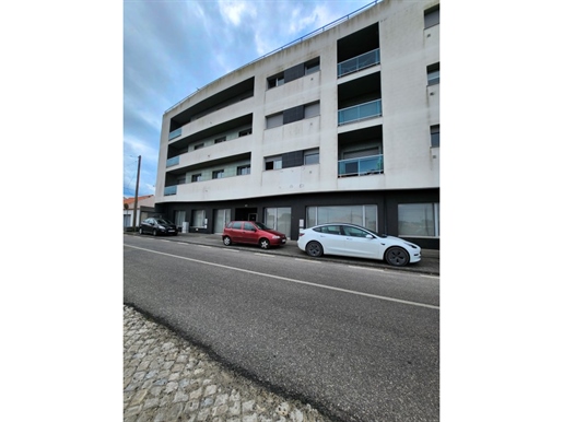 Commercial premises for sale with Garage - Pataias