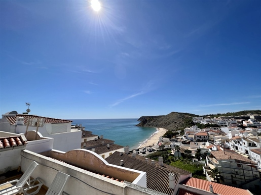 Wyjątkowa inwestycja hotelowa z widokiem na plażę, na sprzedaż w Western Algarve, Portugalia