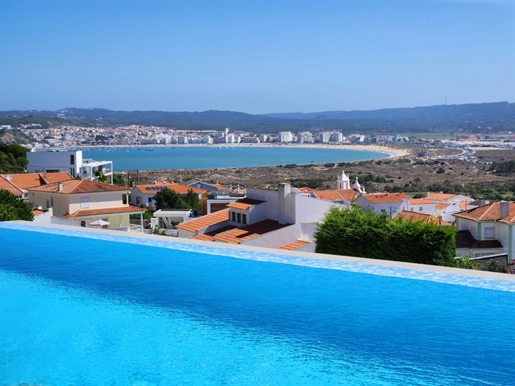Villa with Pool and Jacuzzi with exceptional views of the bay of São Martinho Do Porto
