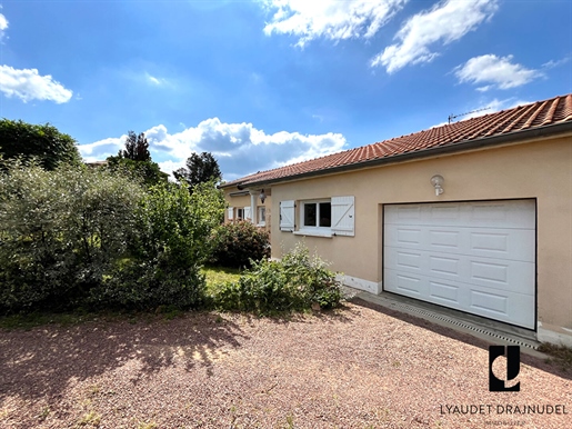 Charmante maison de plain-pied avec vue dégagée - 111 m2 environ - Saint-Jean-Saint-Maurice-Sur-Loir