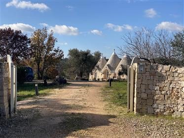 Trullo Chiobbica with approved expansion project