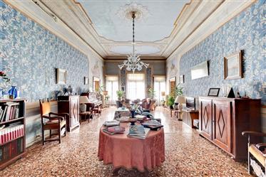 Cannaregio Luxury Apartment - K1j4