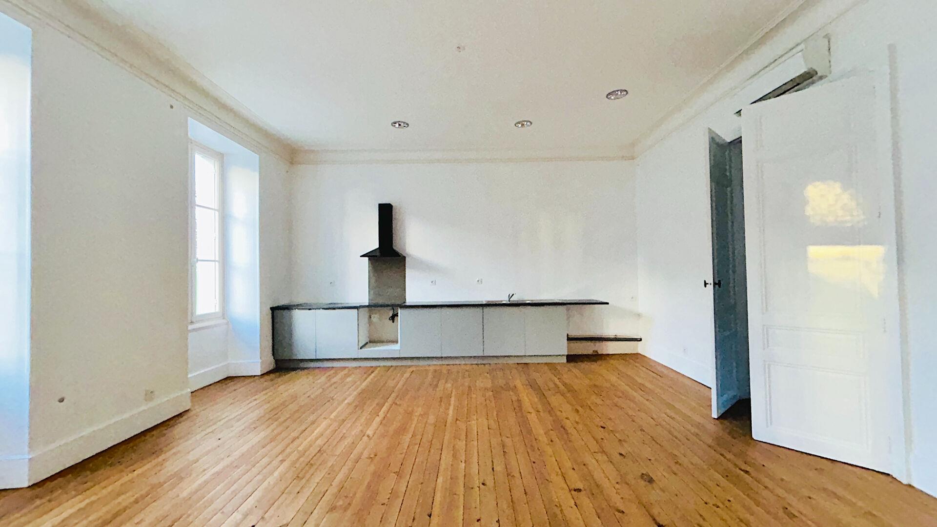 Appartement à vendre, 64m², Jonzac