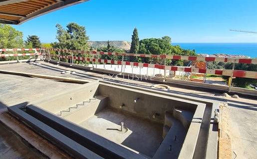 Villas contemporaines construites sur mesure (sur plan) avec vue sur la mer à vendre à Praia da Luz,