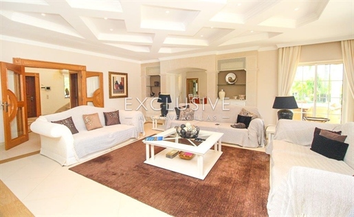 Völlig private Luxusvilla an der Algarve zu verkaufen