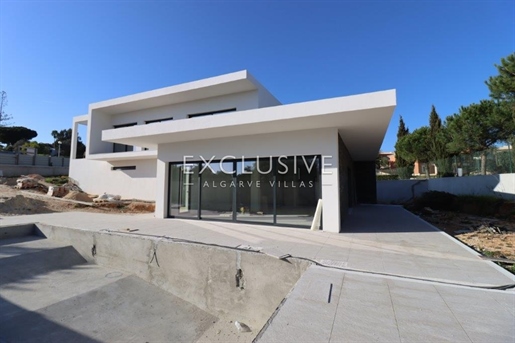 Villa under construction for sale in Carvoeiro, Algarve
