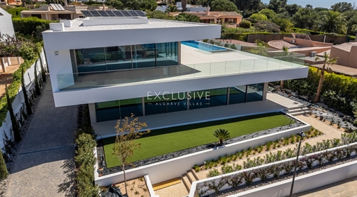 Fantastic Modern Villa with sea views for sale in Lagos, Algarve