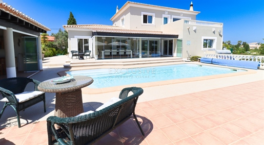 4 Bedroom Villa with Sea Views Carvoeiro for sale in West Algarve, Portugal