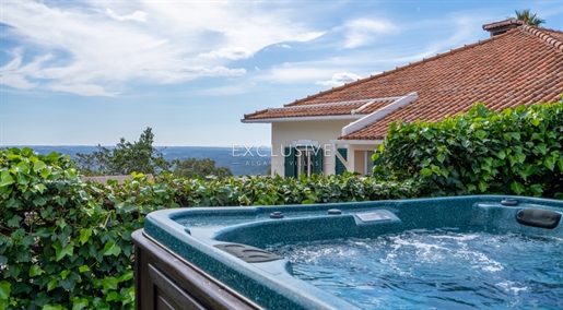Maison de campagne de luxe à vendre à Monchique avec 5 chambres, piscine, garage et vue sur la mer