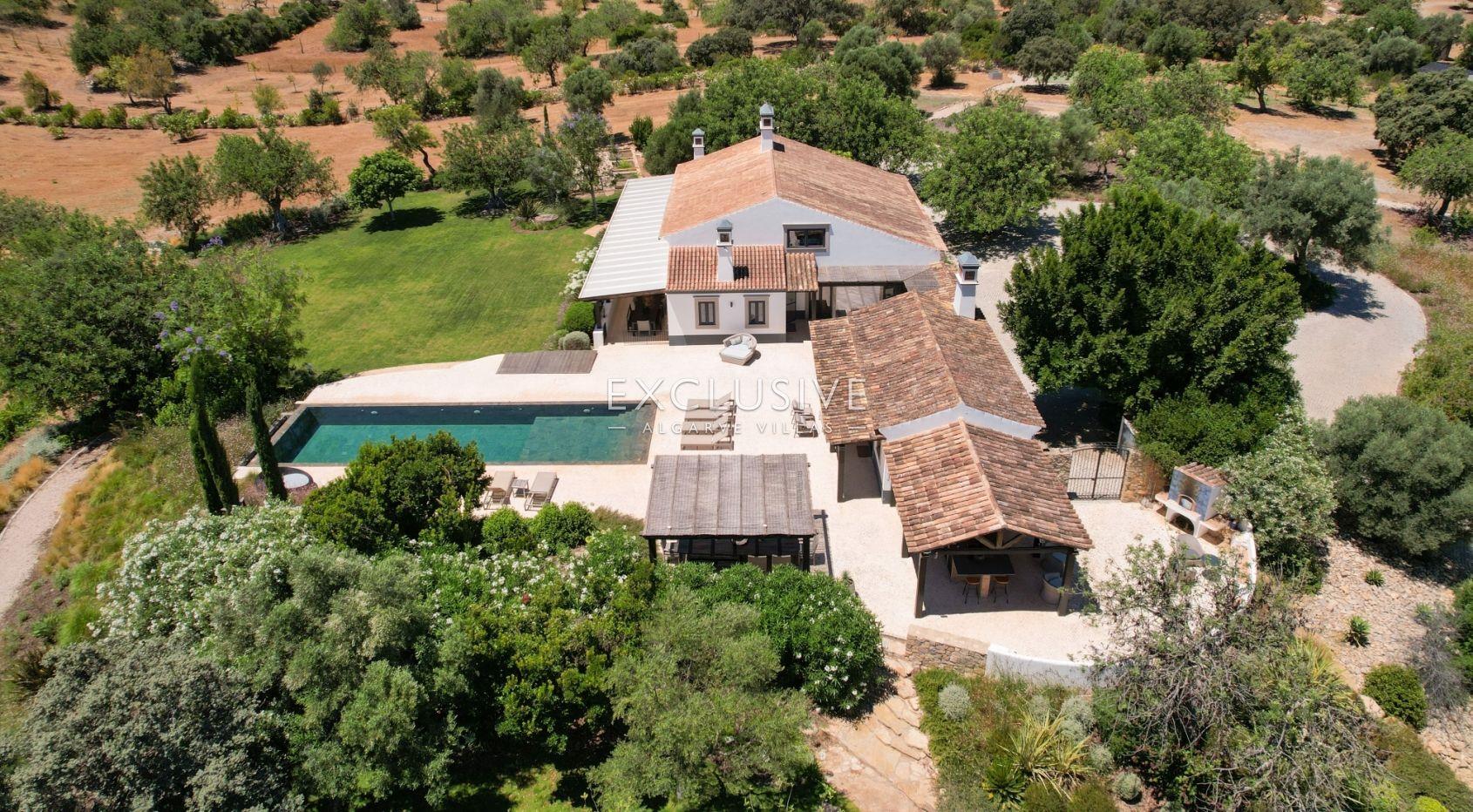 Buy Country side 3+2 bedroom quinta for sale near Olhao & Tavira in quiet countryside setting