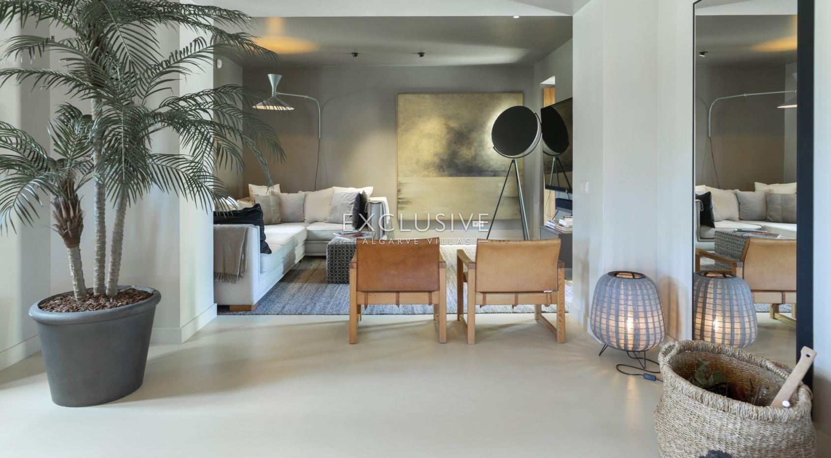 Buy Country side 3+2 bedroom quinta for sale near Olhao & Tavira in quiet countryside setting