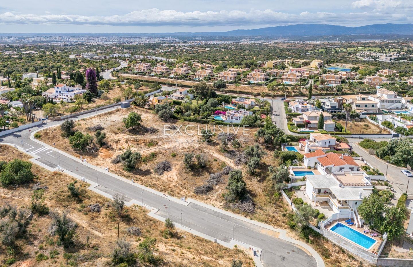 Bouwgrond voor villa in Presa da Moura, te koop Carvoeiro