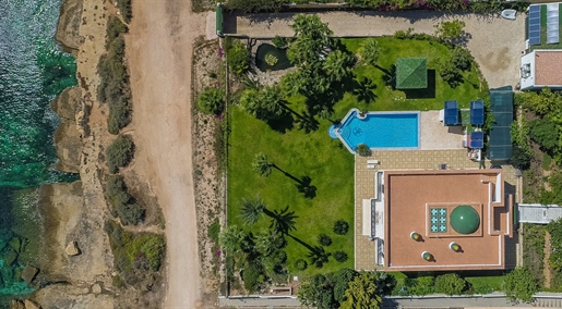 One of a kind sea front villa for sale in Luz, Algarve