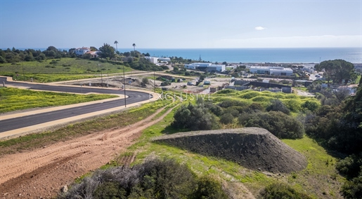 Grand terrain à bâtir avec vue imprenable sur la mer à vendre Lagos, Algarve