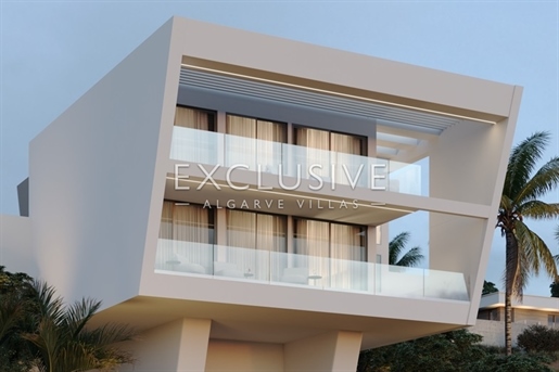 Nouvelle villa de luxe à vendre à Carvoeiro, à 1 km de la plage. Design moderne, piscine sur le toit