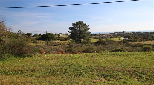 Plot near Caramujeira with ruin for sale, Algarve