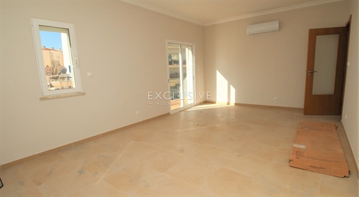 Appartement moderne à proximité du centre ville, à vendre à Lagos (Algarve)
