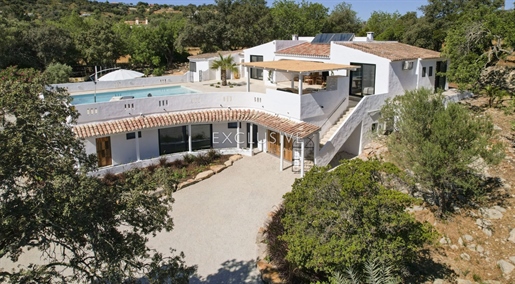 Vollständig renovierte Villa zu verkaufen Sta Barbara de Nexe, Zentralalgarve