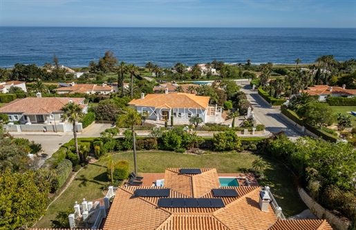 Luxurious Villa with Breathtaking Sea Views for sale in Praia da Luz, Algarve