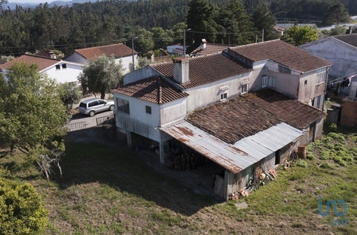 Casă de sat cu 3 camere în Coimbra cu 72,00 m²
