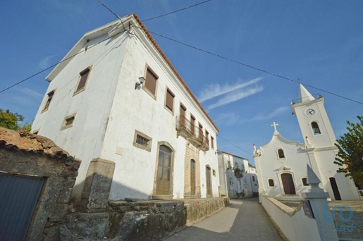 Traditional house with 2 Rooms in Coimbra with 200,00 m²