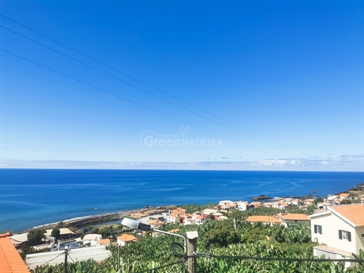 Paraíso en Ponta do Sol: Villa de 1 dormitorio con vista al mar y proyecto de expansión aprobado