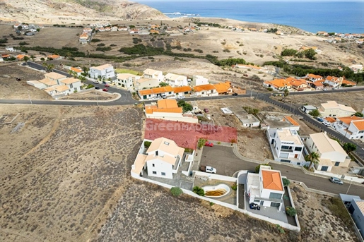 Urban Land with Approved Project in Porto Santo - 659 square meters