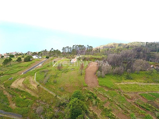 Terreno com 1206 metros quadrados localizado na Fajã da Ovelha - Calheta - Ilha da Madeira, para Ven