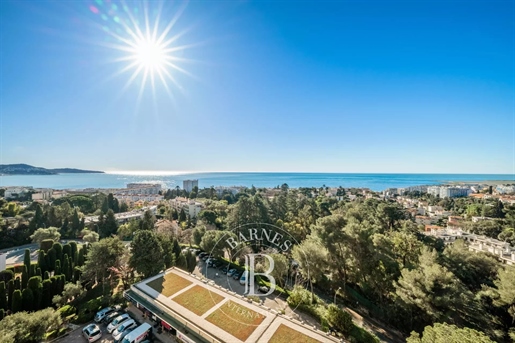 Nice - Appartamento Di 4 Locali Con Vista Panoramica Sul Mare