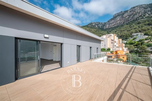 Beausoleil-Penthouse With Panoramic Seaview