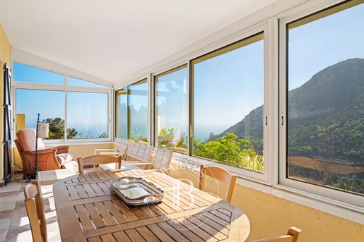 Roquebrune Cap Martin - Charmante villa - panoramisch uitzicht op zee en de bergen