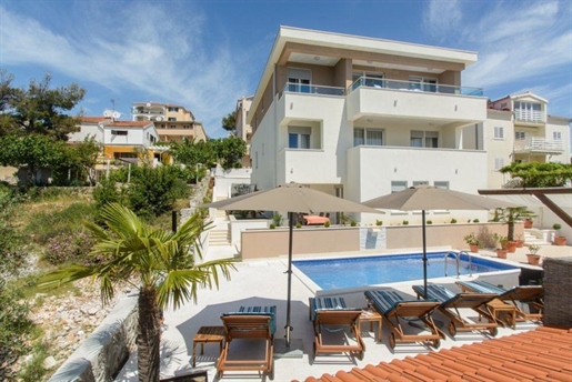 New apartments on Ciovo for sale - seafront location near Trogir - penthouse lft for sale!