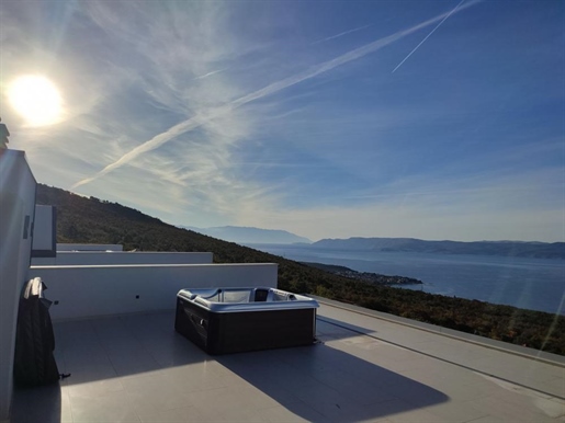 Fantastic modern villa for sale in Crikvenica with spectacular views