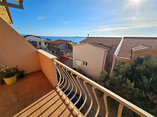 Excellent tourist property in Makarska, 90m from the sea
