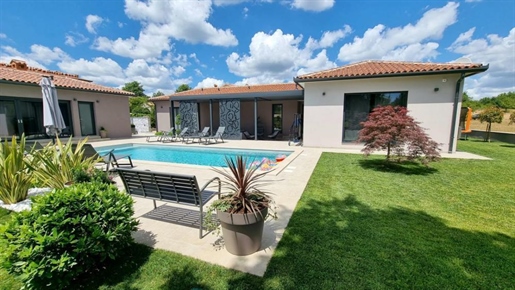 An impressive new built villa with a swimming pool in a great location in Labin area