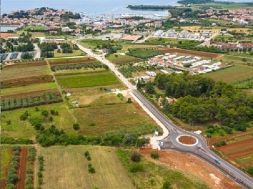 Building land T3 for camping, 10.042 m2, 400 m from the sea, Novigrad