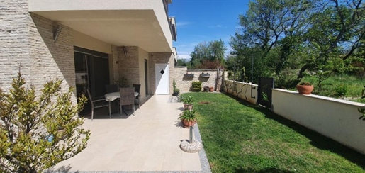 Quality house in Poreč area cca. 1,2 km from the sea