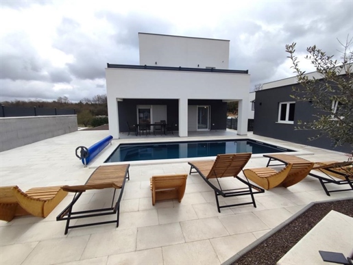 Zeitgenössische Villa mit beheiztem Pool, Sauna, Whirlpool, luxuriös eingerichtet - Vodnjan-Viertel