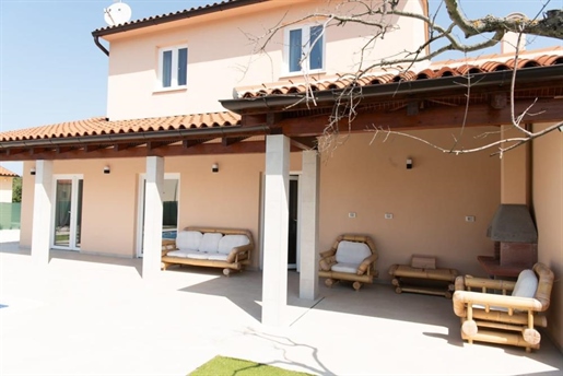Villa in Fažana – wundervolles Haus zum Kauf in Istrien