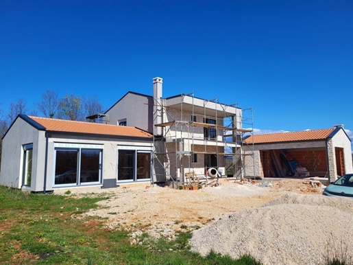 Detached villa with pool under construction in Groznjan