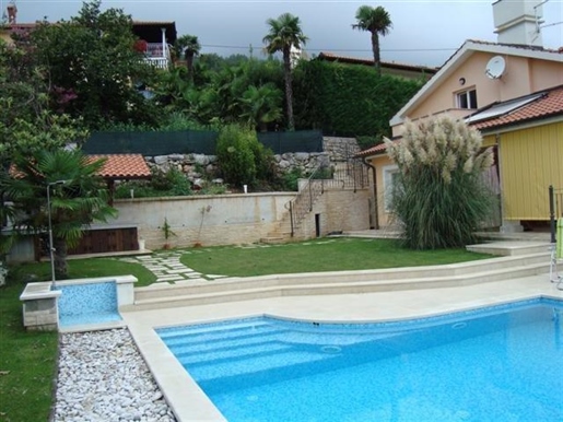 Villa with swimming pool for sale in Lovran