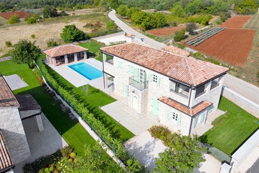 Bulk sale of three luxury villas in Sveti Lovrec area