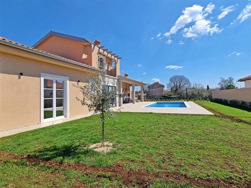 Light spacious villa with swimming pool on Kanfanar near Rovinj
