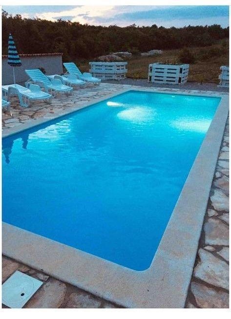 Great property with swimming pool in Labin region