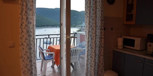 Small hotel in the second line to the beach, Rabac